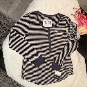 Kensie Black and White Pijama Set Top  And Jogger Size Large